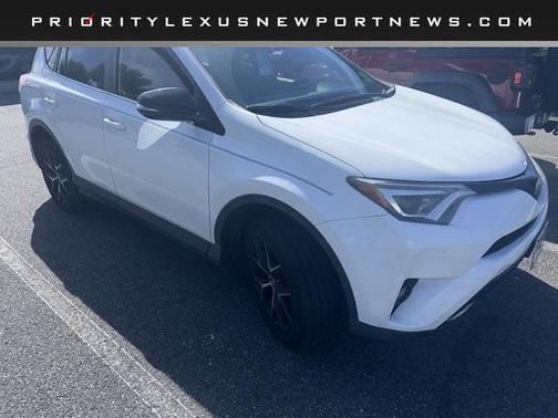 2017 Toyota RAV4 SE