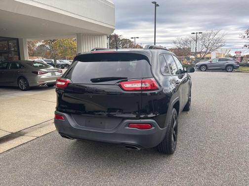 2018 Jeep Cherokee Latitude