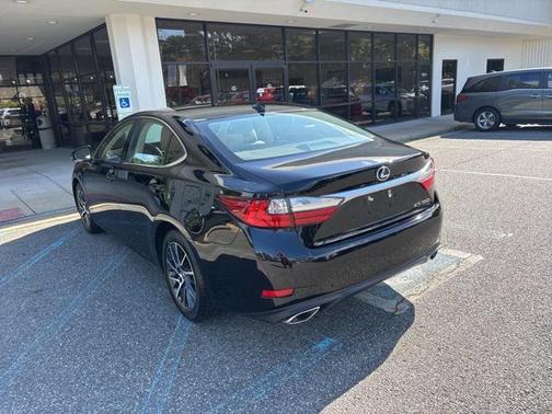2017 Lexus ES 350 Base