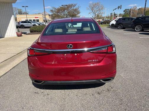 Matador Red Mica 2019 Lexus ES 350 Base