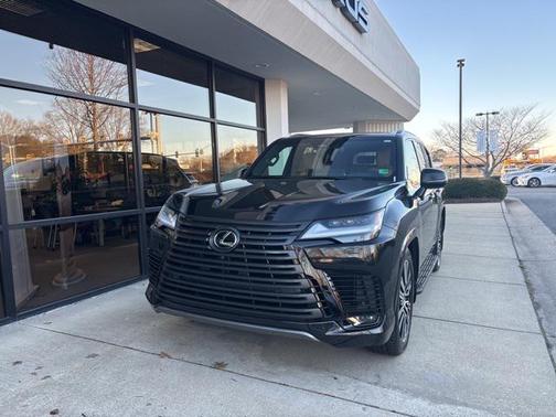 2026 Lexus LX 700h Luxury