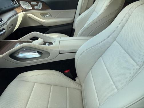 2022 Mercedes-Benz GLS 450 4MATIC