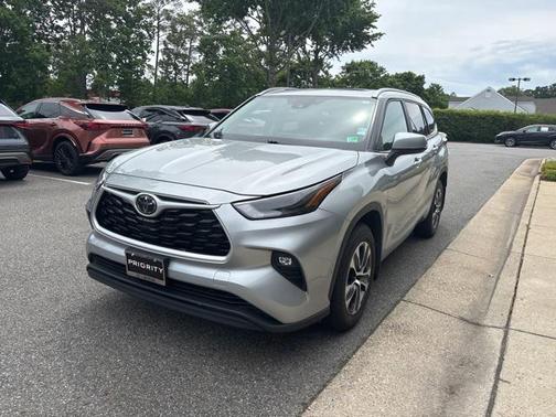 2023 Toyota Highlander L