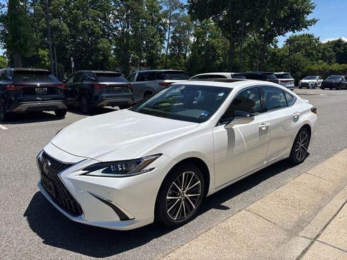 Eminent White Pearl 2023 Lexus ES 350 Base