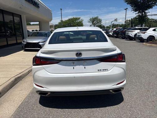 Eminent White Pearl 2023 Lexus ES 350 Base