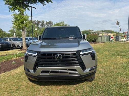 Atomic Silver 2025 Lexus GX 550 Luxury