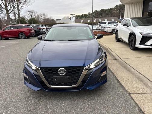 2022 Nissan Altima SR VC-Turbo FWD