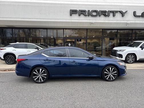 2022 Nissan Altima SR VC-Turbo FWD