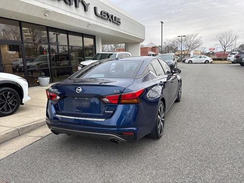 2022 Nissan Altima SR VC-Turbo FWD