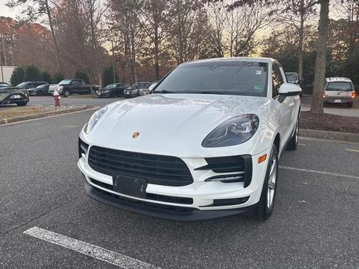 2021 Porsche Macan Base