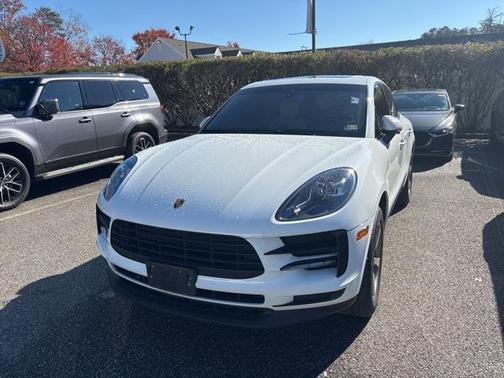 2021 Porsche Macan Base