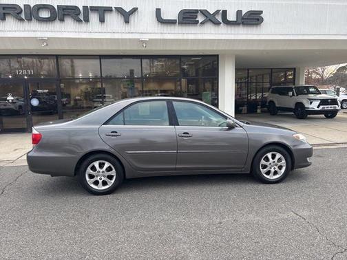 2005 Toyota Camry XLE V6
