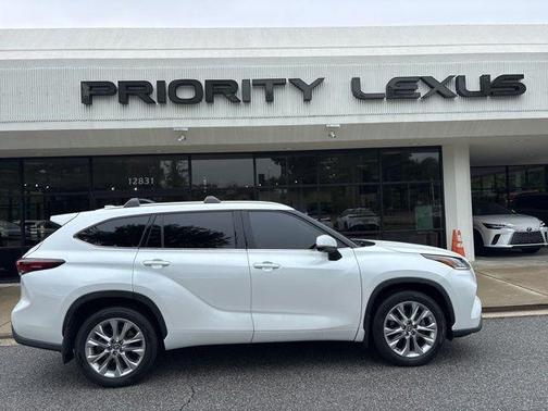 Wind Chill Pearl 2024 Toyota Highlander Limited