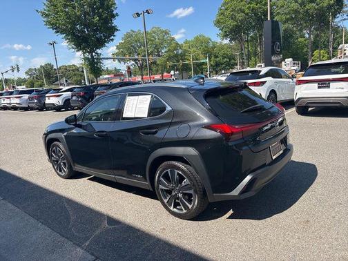 Caviar 2021 Lexus UX 250h Base