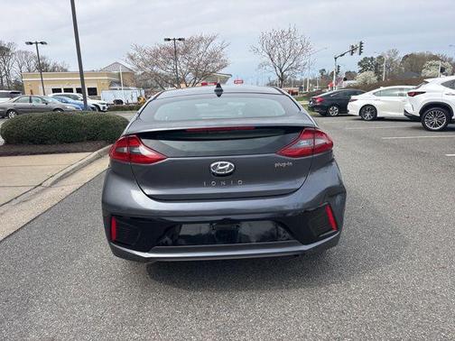 2019 Hyundai IONIQ Plug-In Hybrid Base