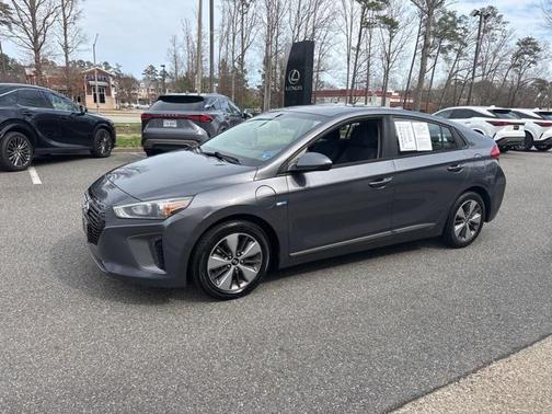 2019 Hyundai IONIQ Plug-In Hybrid Base