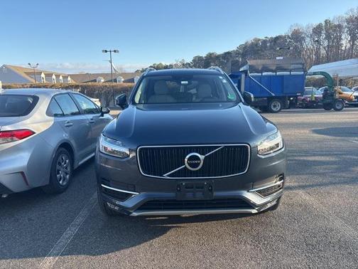 2019 Volvo XC90 T5 Momentum