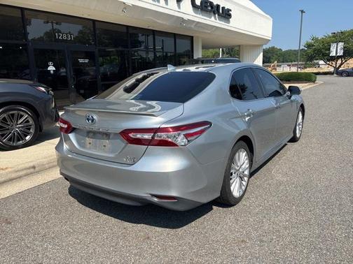 2018 Toyota Camry Hybrid XLE