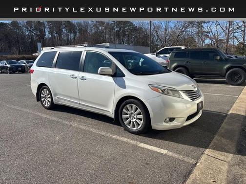 2015 Toyota Sienna SE