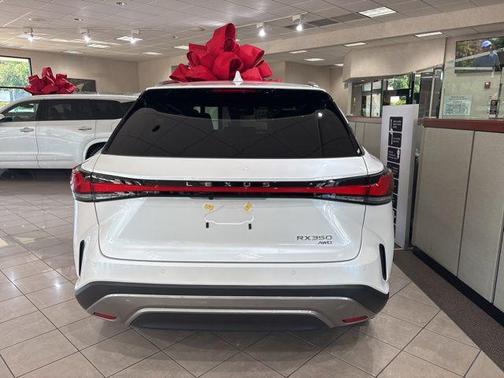 Pear 2026 Lexus RX 350 Premium