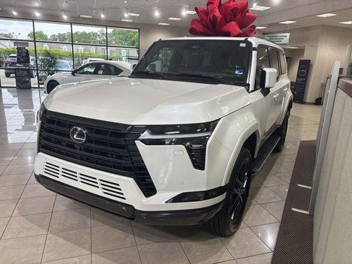 Pear 2026 Lexus GX 550 Premium+