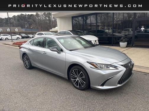 2023 Lexus ES 250 Base