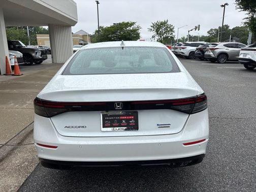 Platinum White Pearl 2023 Honda Accord Hybrid Touring