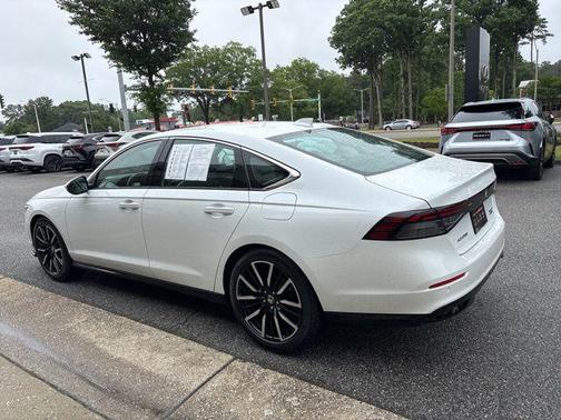 Platinum White Pearl 2023 Honda Accord Hybrid Touring