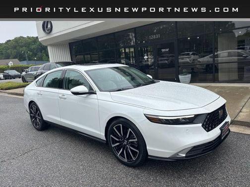 Platinum White Pearl 2023 Honda Accord Hybrid Touring