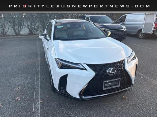2025 Lexus UX 300h F SPORT Design