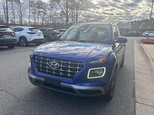 2022 Hyundai VENUE Limited