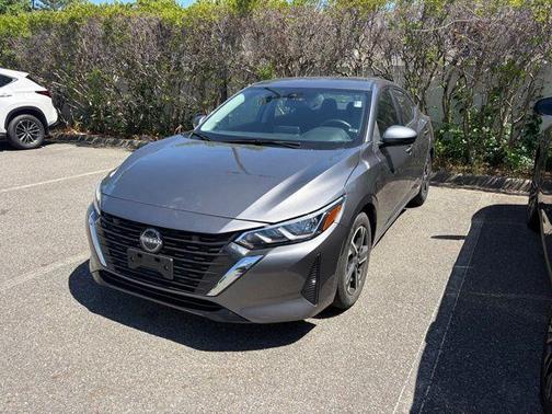 Gun Metallic 2024 Nissan Sentra SV