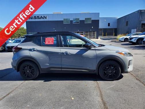 2023 Nissan Kicks SR