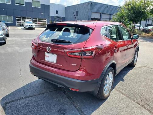 2022 Nissan Rogue Sport S