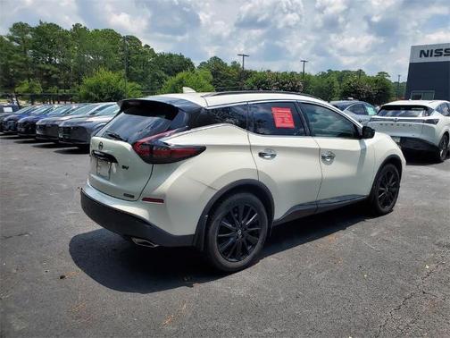 2022 Nissan Murano SV