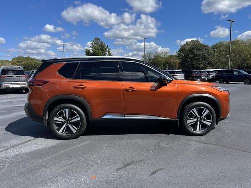 2021 Nissan Rogue SL