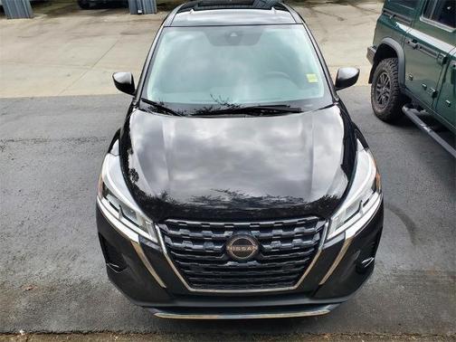 2022 Nissan Kicks S