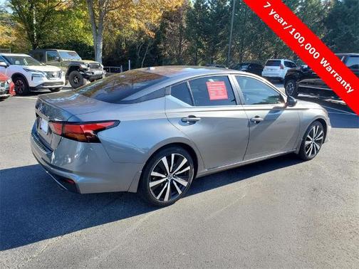 2022 Nissan Altima 2.5 SR