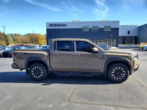 2022 Nissan Frontier PRO-X