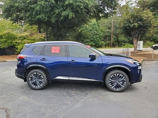 2024 Nissan Rogue Platinum