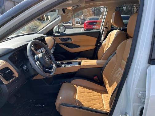 2022 Nissan Rogue Platinum