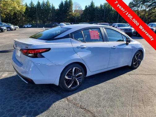 2023 Nissan Versa 1.6 SR