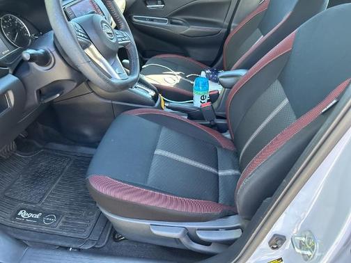2023 Nissan Versa 1.6 SR