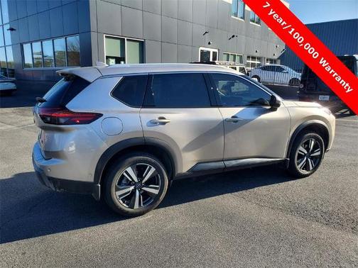 2025 Nissan Rogue SL