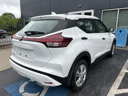 Fresh Powder 2025 Nissan Kicks Play S