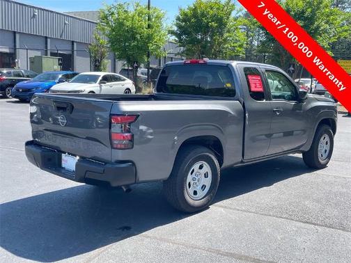 2022 Nissan Frontier S