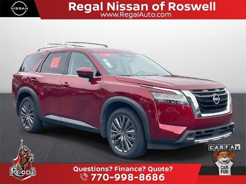 2023 Nissan Pathfinder SL