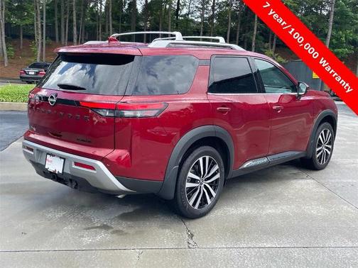 2024 Nissan Pathfinder Platinum