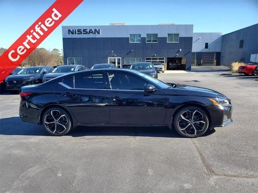 2023 Nissan Altima 2.5 SR