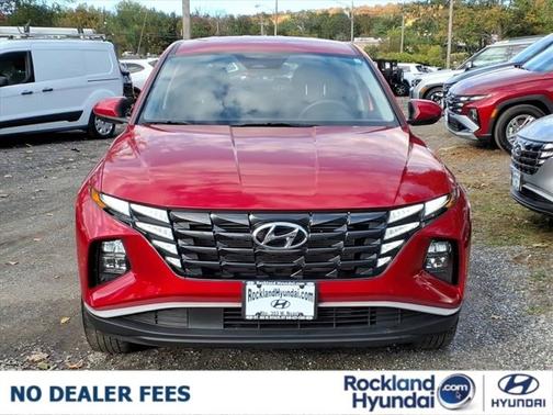 2023 Hyundai TUCSON SE